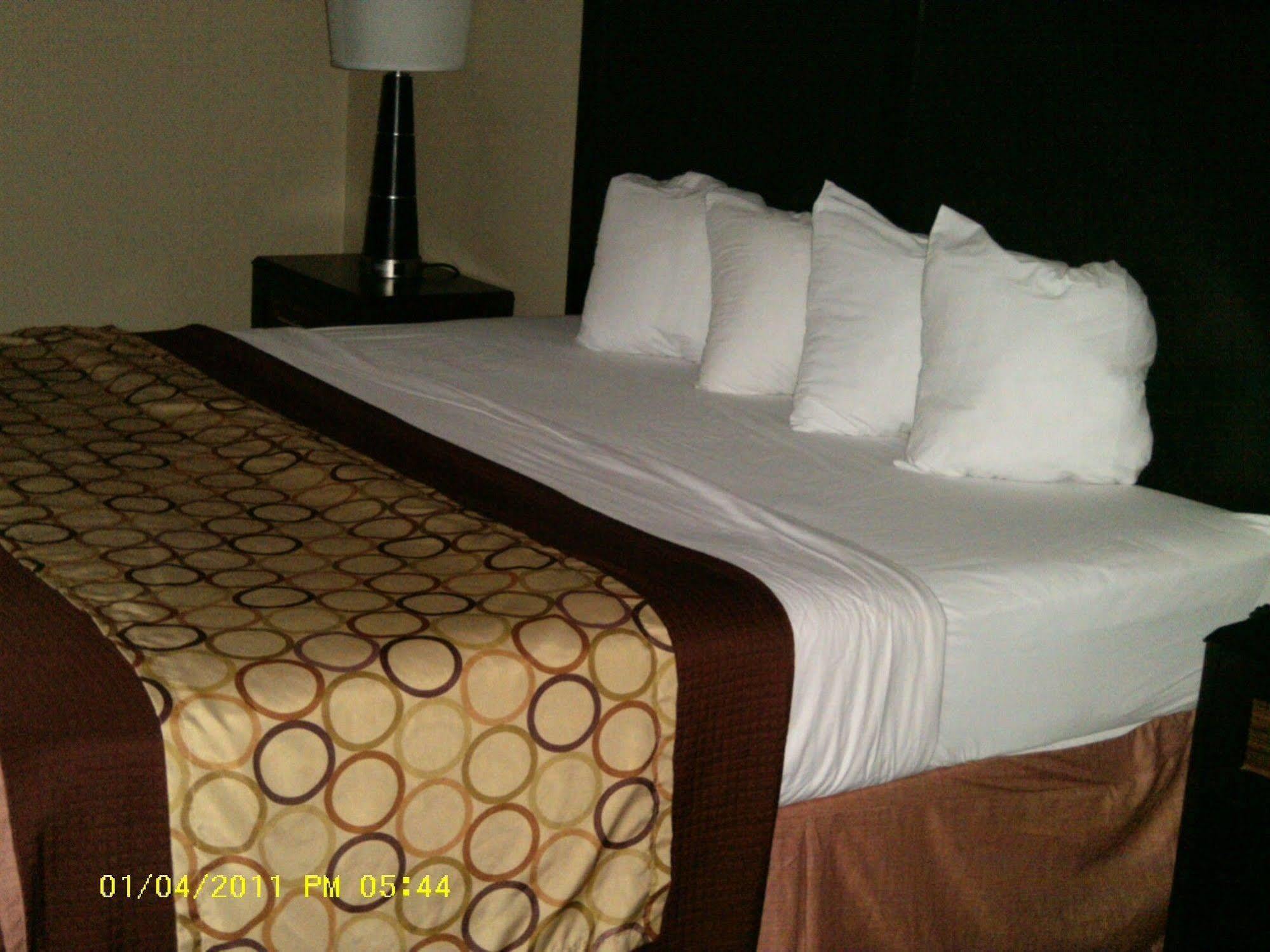 Knights Inn Bunkie מראה חיצוני תמונה