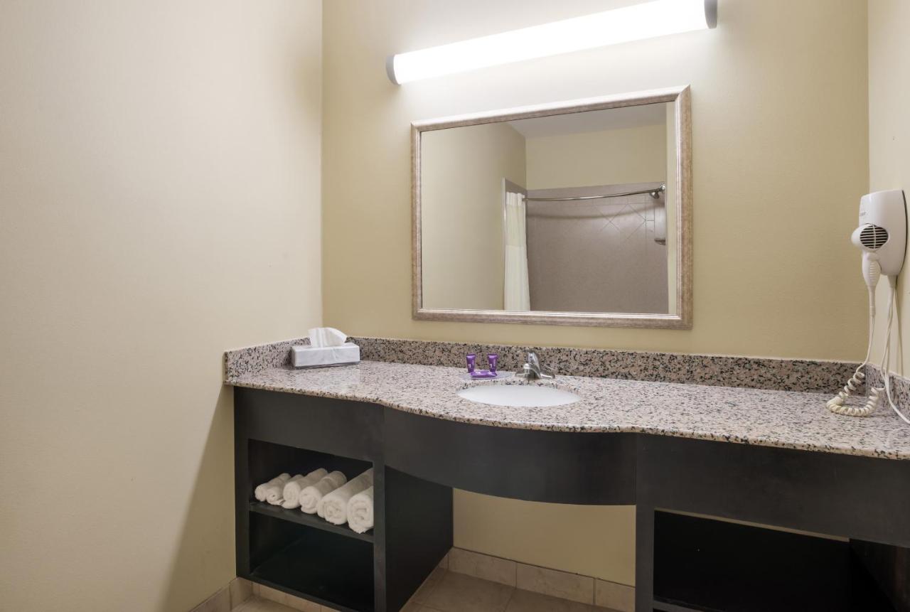 Knights Inn Bunkie מראה חיצוני תמונה